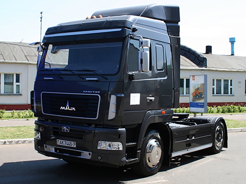 МАЗ-5440Е8-520-030