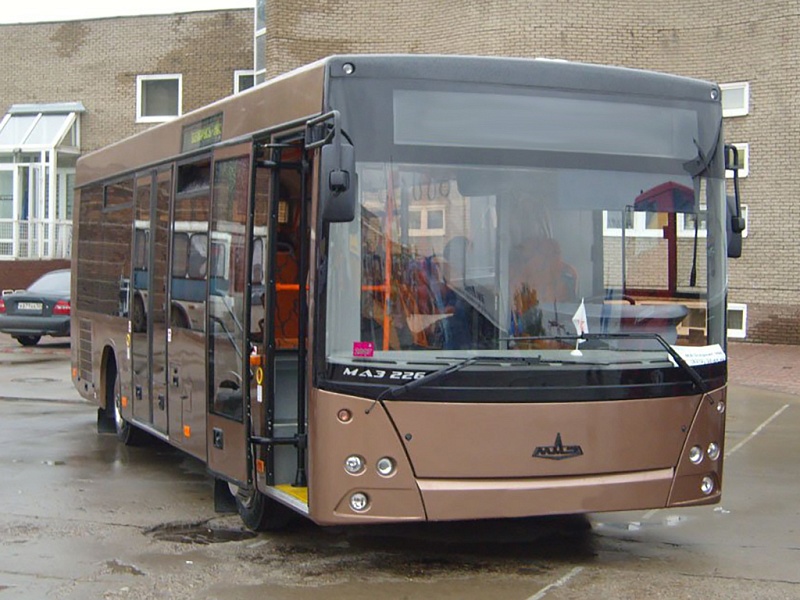 МАЗ-226086