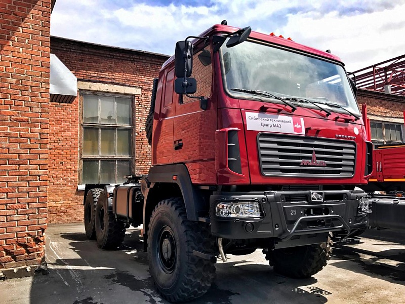 МАЗ-643228-8520-052